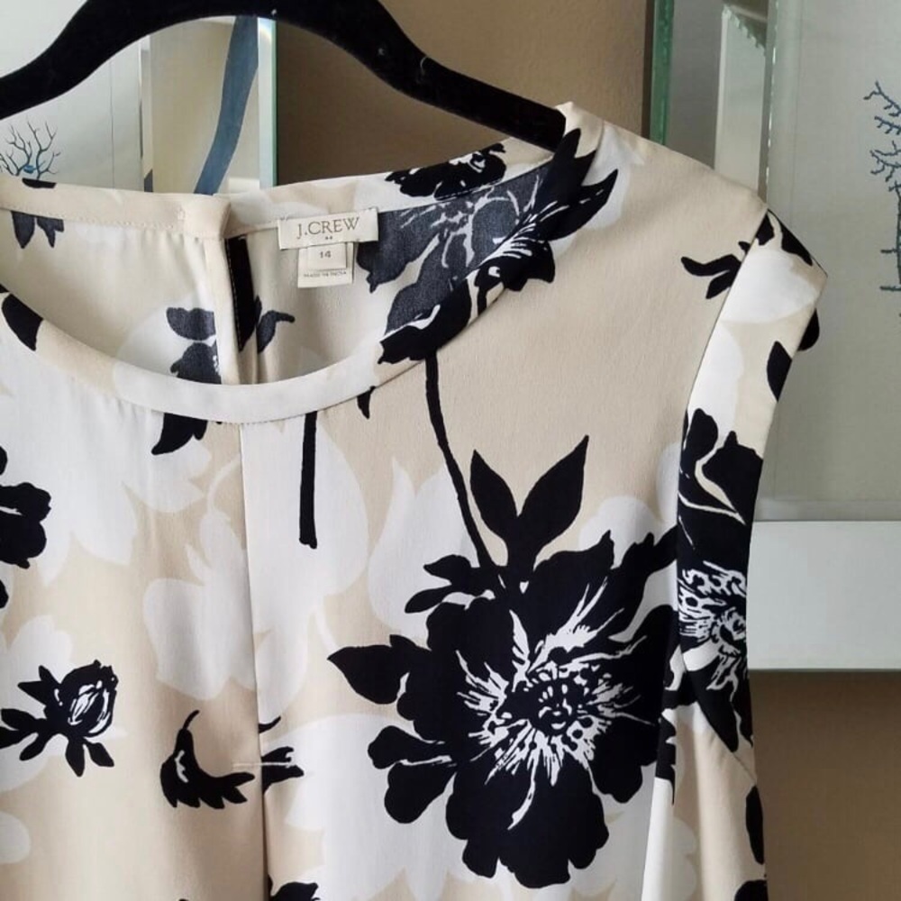 J. CREW Sleeveless Top - Picture 3 of 3